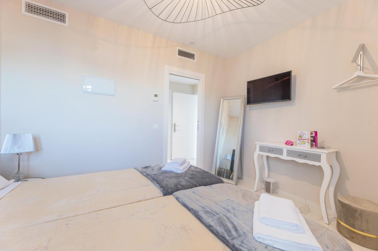 Residencia Deportiva Rozarossa Ξενοδοχείο Εστεπόνα Εξωτερικό φωτογραφία